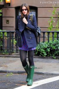 422106_liv_tyler_associe_son_look_officier_a_637x0_3.jpg