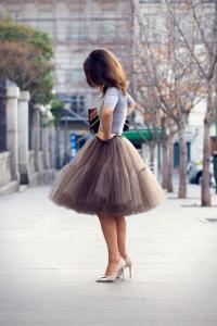 wide_tulle_skirt.jpg