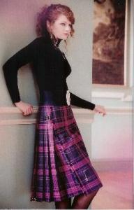 Ladies_Kilted_Skirt_2.jpg