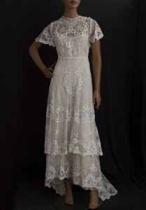 6b04b433f82189ebf7ab811843446cec__edwardian_wedding_dresses_tiered_wedding_dresses.jpg