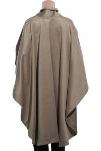 Halston_cape_1.jpg