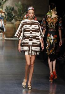 dolce_and_gabbana_ss_2013_women_fashion_show_runway_sicily_folk_photo_64.jpg