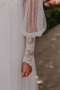 Vietnamese_inspired_bridal_gown_collection_Vietnamese_inspired_wedding_dresses_Spanish_bridal_gown_atelier_Lorena_Merino_Alberto_Llamazares_Photography_2.jpg