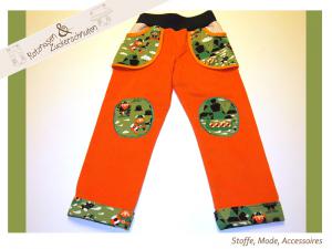 workshop_juni_SILKE_cordhose_wikinger_orange_gruen_mit_umschlag_flicken_und_taschen_1__7c1b5e6f5b.jpg