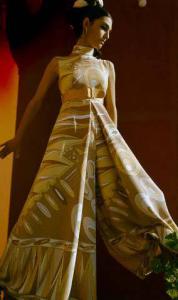 lg_5088551_Jean_Shrimpton_in_an_evening_d.jpg