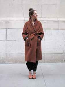 40_bathrobe_style_coat.jpg