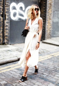http_3A_2F_2Fwww.whowhatwear.com_2Fimg_2Fuploads_2Fcurrent_2Fimages_2F0_2F136_2F583_2Fmain.original.585x0.jpg