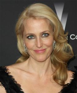 Gillian_Anderson_Golden_Glo.jpg
