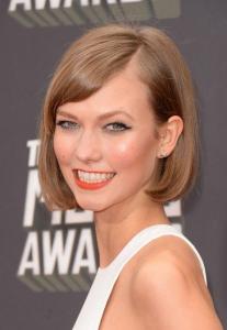 Karlie_Kloss_Short_Haircut_Bob_Hairstyle.jpg