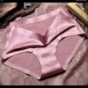 ladies_panties_one_piece_seamless_top_quality_brand_briefs_invisible_2015_lady_underwear_women_sexy_g.jpg