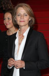 Charlotte_Rampling_Premiere_Melancholia_Cannes_q0AtHO2mpR_l.jpg