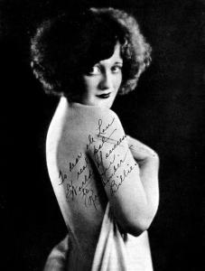 joan_crawford__1921.jpg