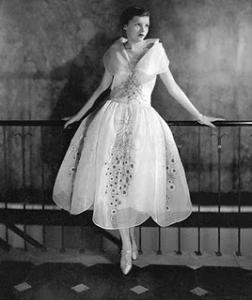 1925_Vogue_62142049_large.jpg