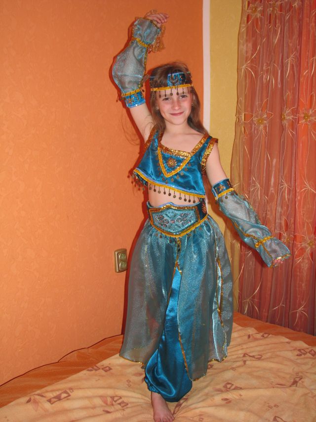 Детский карнавальный костюм «Восточная красавица» для девочек своими руками: инструкция